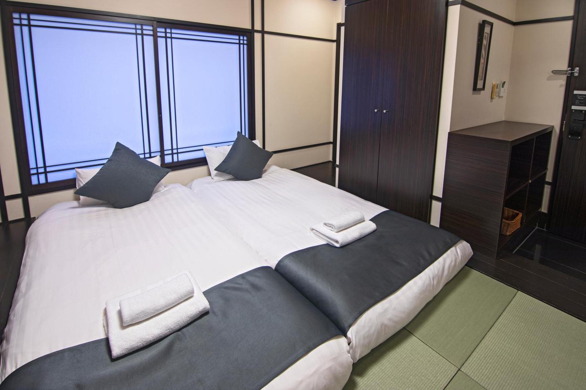 Wonz Hotel Self-Check-In Осака Екстериор снимка
