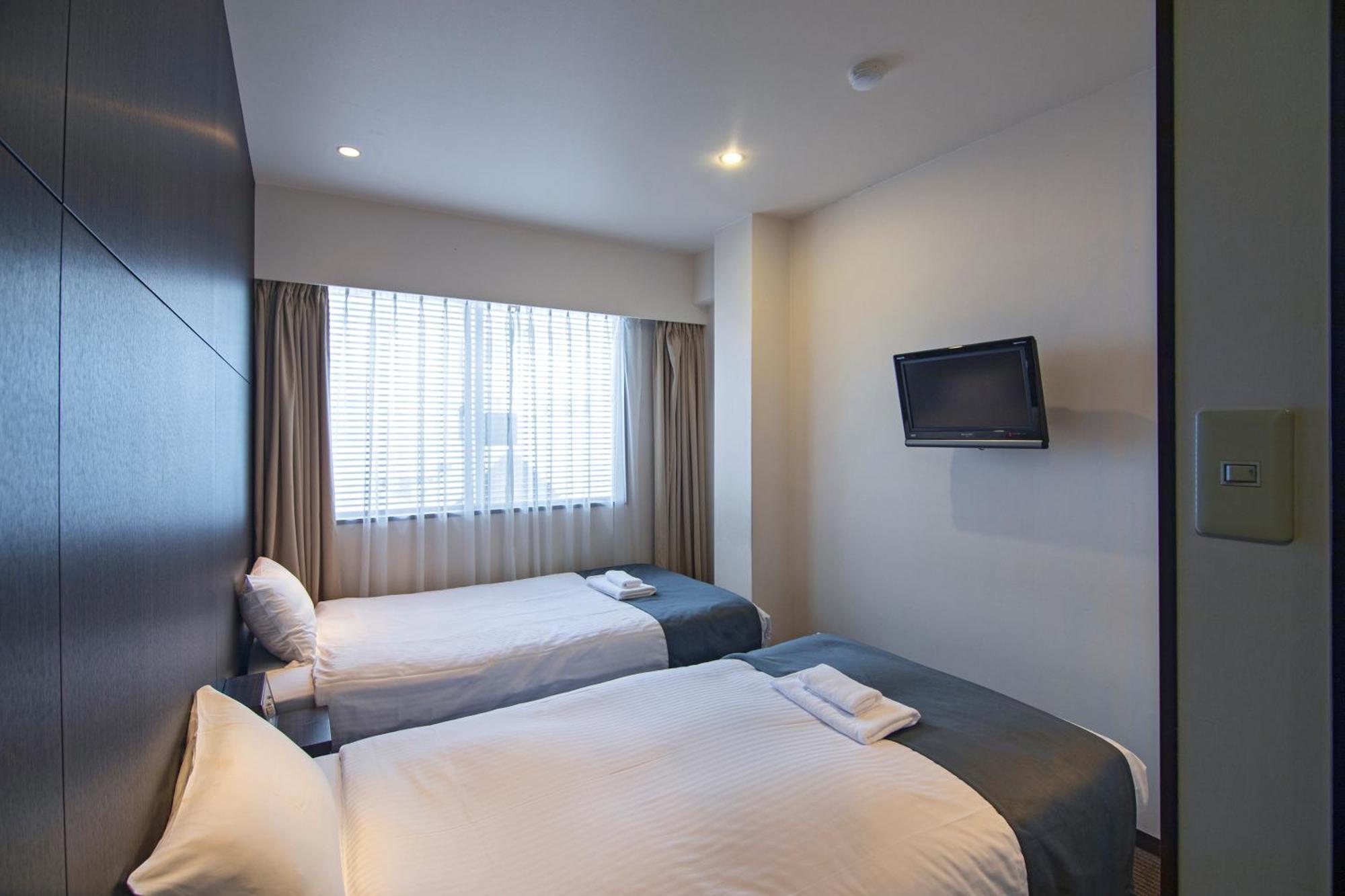 Wonz Hotel Self-Check-In Осака Екстериор снимка