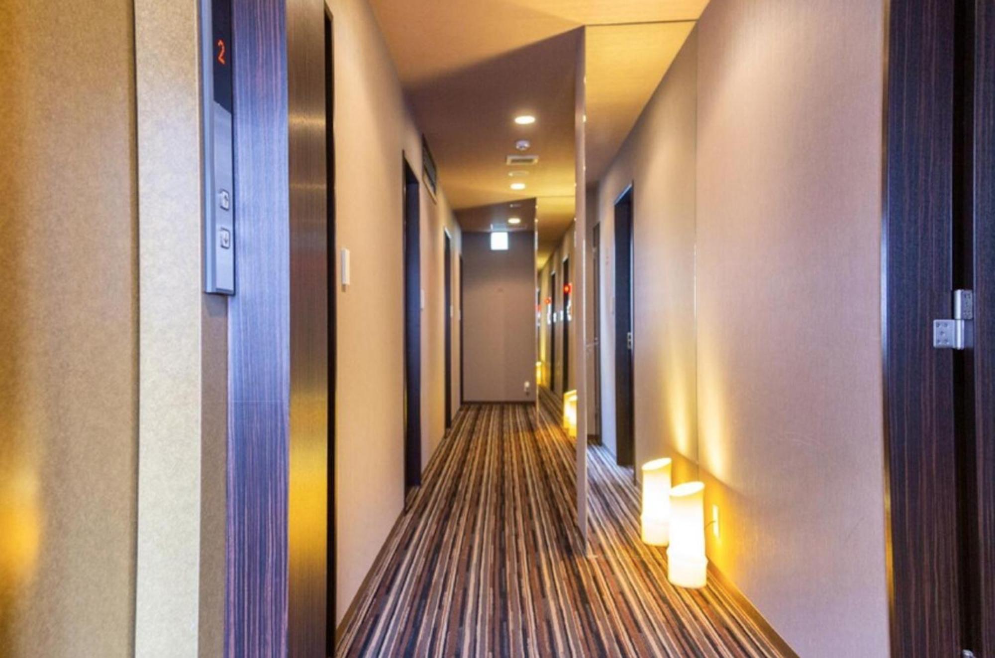 Wonz Hotel Self-Check-In Осака Екстериор снимка